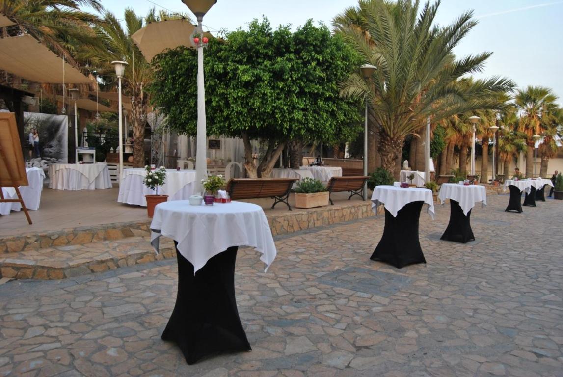 El Eden El Ejido Exterior foto